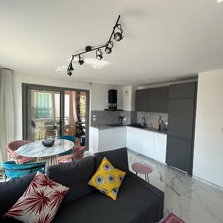 アパート Neuf Et Equipe A Deux Pas De La Et Face Au Casino En Plein Centre